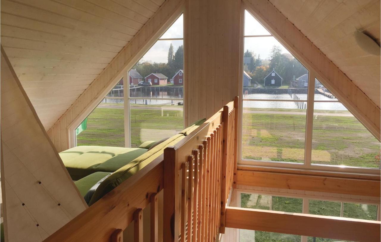 Beach Front Home In Zerpenschleuse With Wifi Экстерьер фото