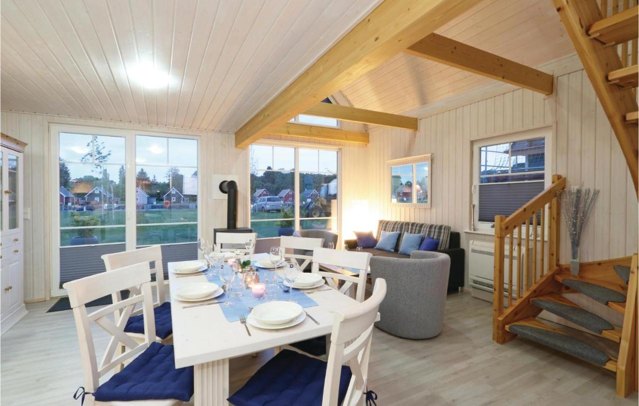 Beach Front Home In Zerpenschleuse With Wifi Экстерьер фото