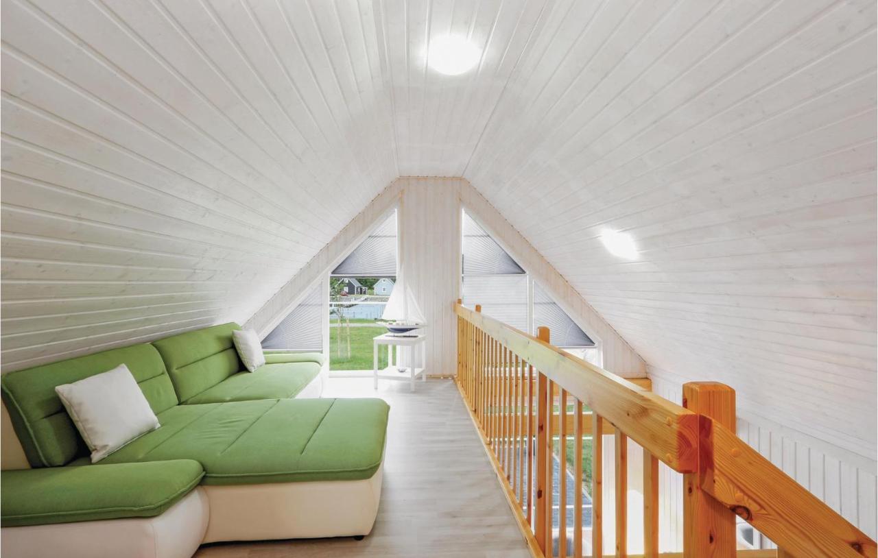 Beach Front Home In Zerpenschleuse With Wifi Экстерьер фото